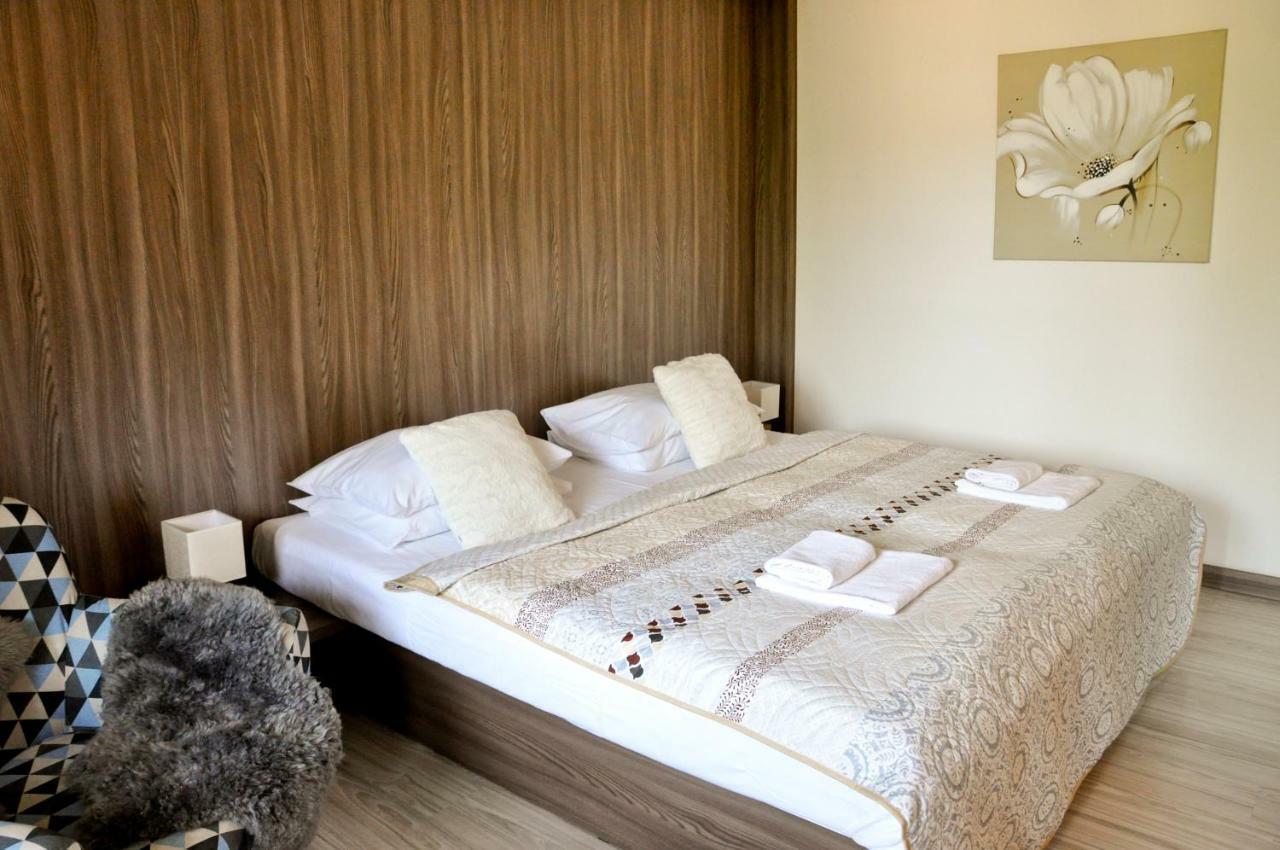Hotel Garni Považská Bystrica エクステリア 写真