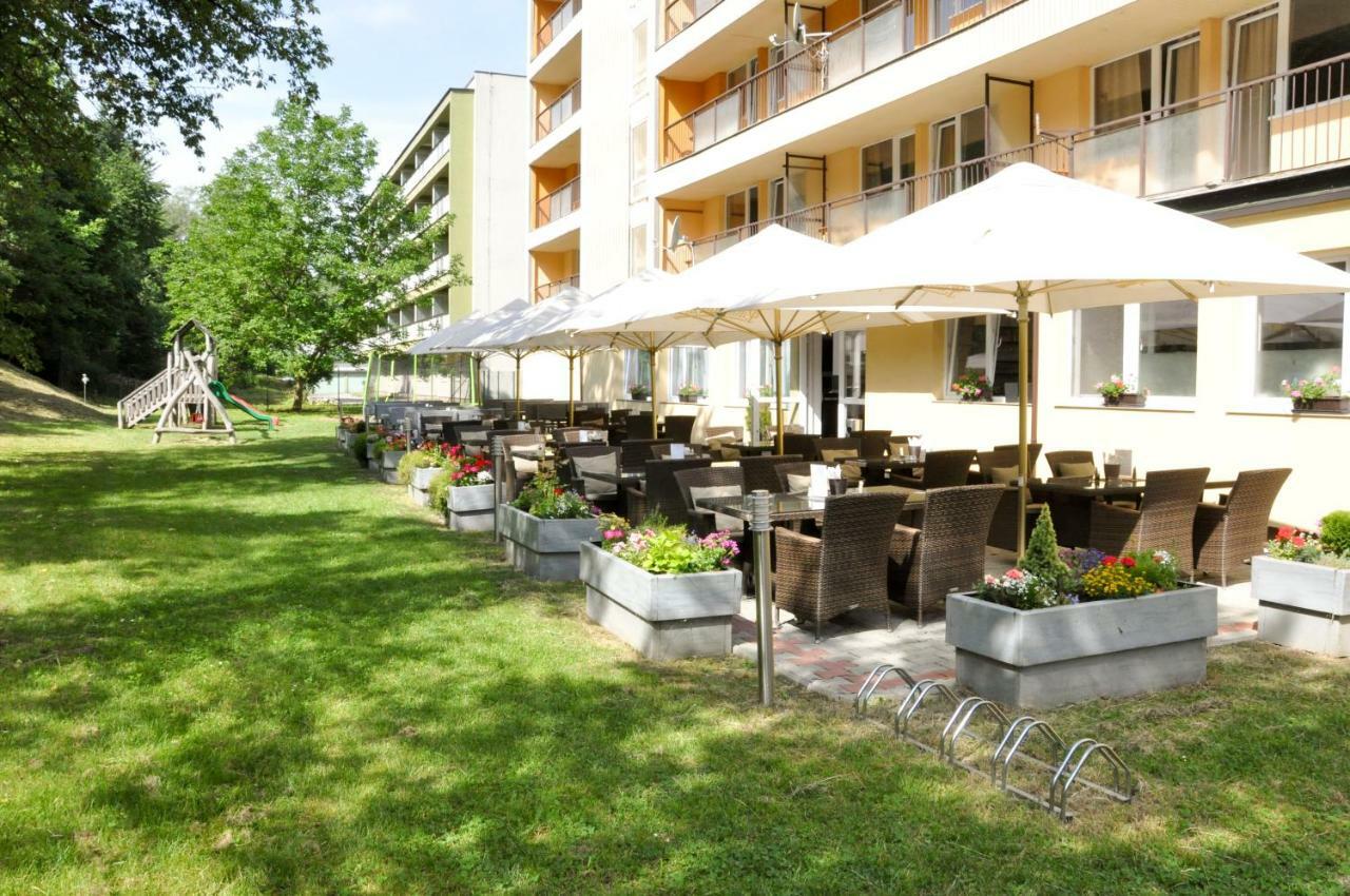 Hotel Garni Považská Bystrica エクステリア 写真