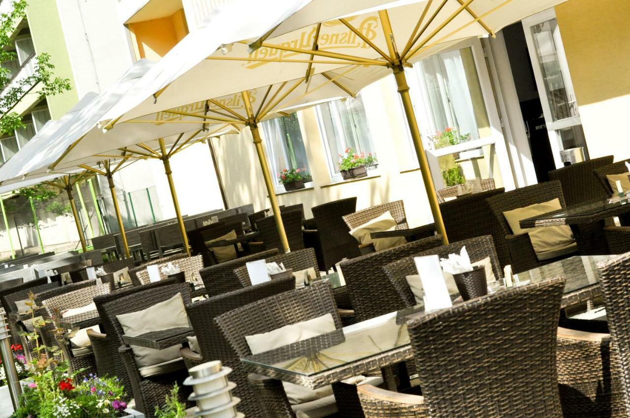 Hotel Garni Považská Bystrica エクステリア 写真