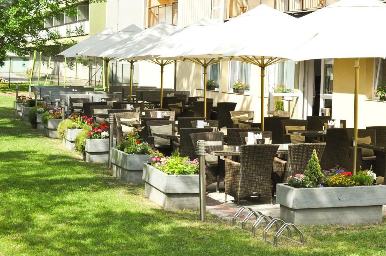 Hotel Garni Považská Bystrica エクステリア 写真